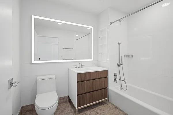 6th Ave #4304 - Photo 5 of 20