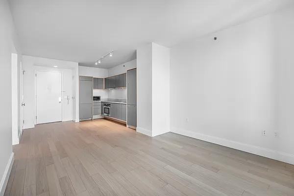 City Pt #20N - Photo 4 of 20