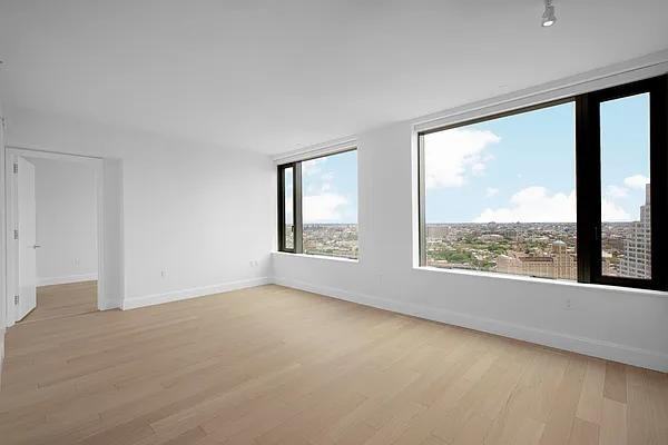 City Pt #33J - Photo 2 of 20