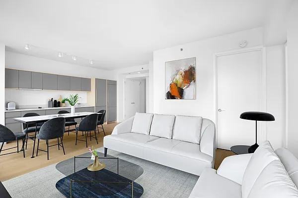 City Pt #33J - Photo 3 of 20