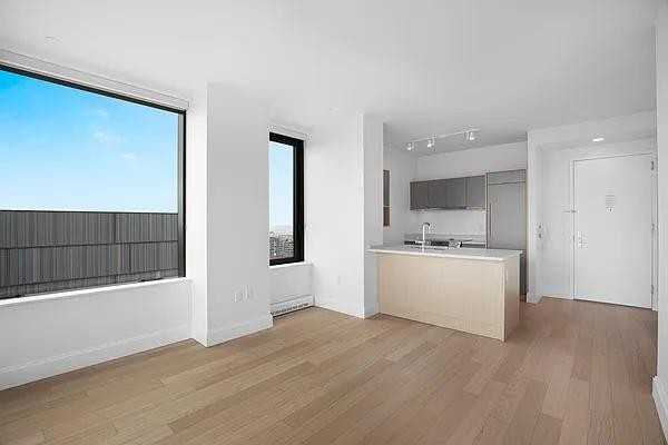 City Pt #37F - Photo 4 of 20