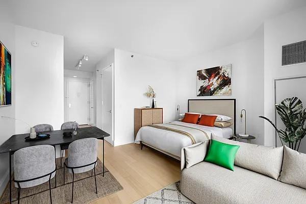 City Pt #36M - Photo 3 of 20