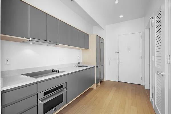 City Pt #36E - Photo 5 of 20