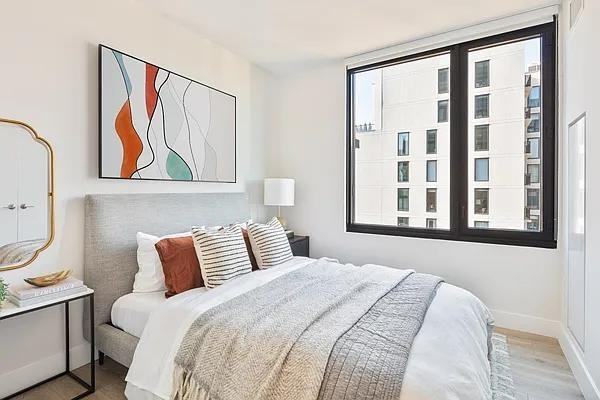 Crown St #1108 - Photo 7 of 20