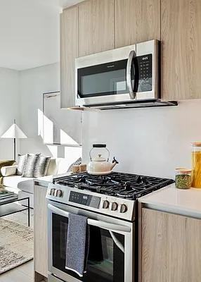 Crown St #436 - Photo 6 of 20