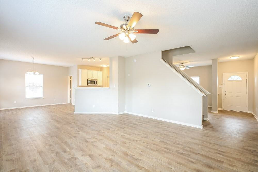 8636 Wheatfield Dr - Photo 6 of 17