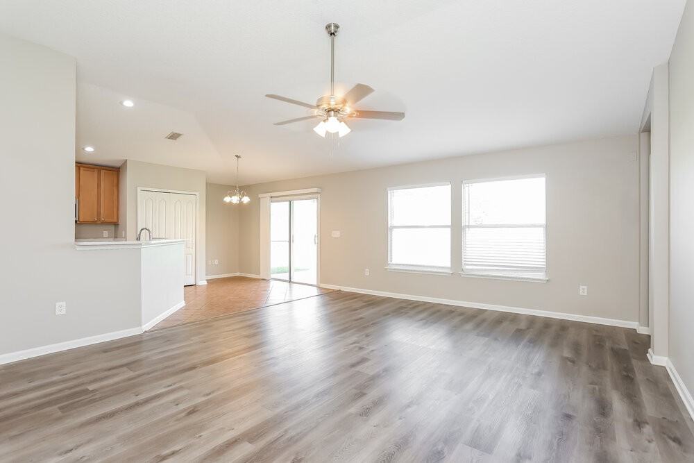 2655 Oak Haven Dr - Photo 3 of 16