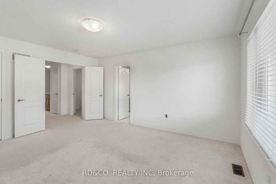 65 Markview Road - Photo 3 of 41