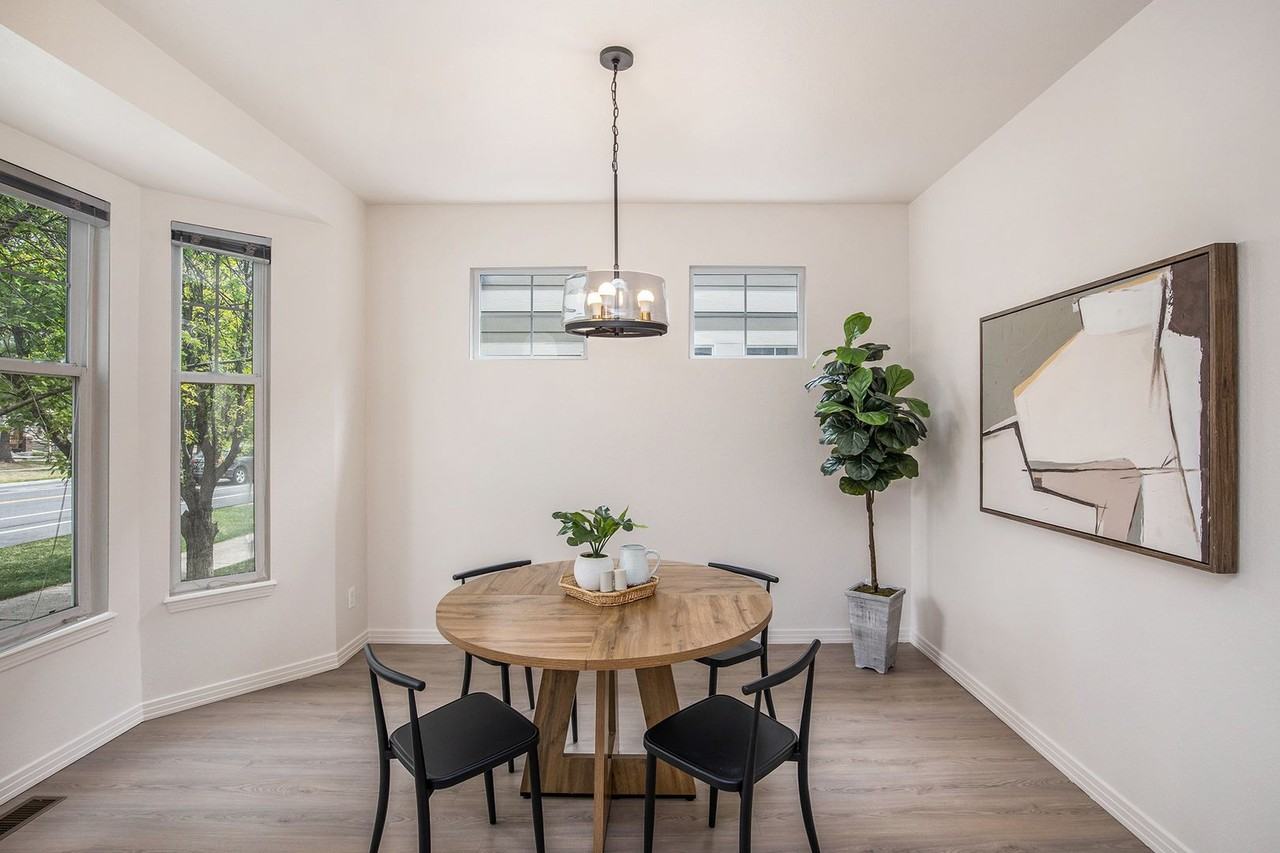 2833 Rock Creek Dr - Photo 3 of 27