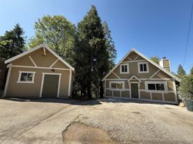 22266 Crest Ln - Photo 1 of 1