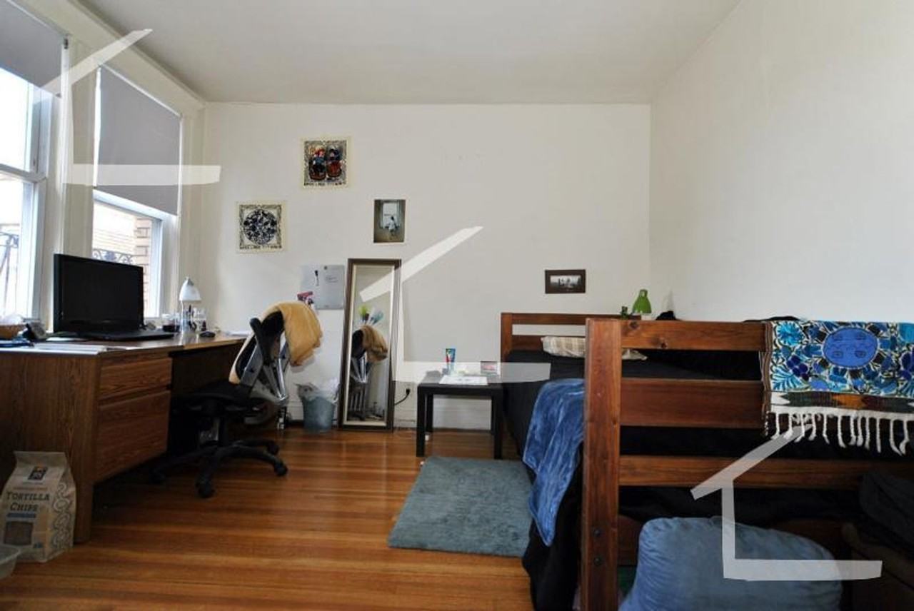 1634 Commonwealth Avenue - Photo 5 of 8