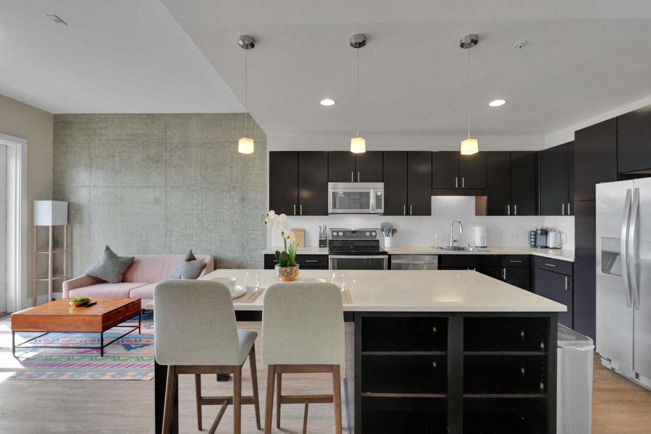 185 Channel Street - Photo 6 of 50