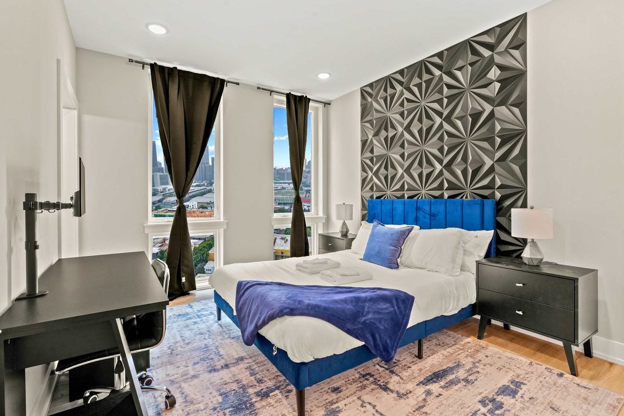 916 North Delaware Avenue - Photo 2 of 15