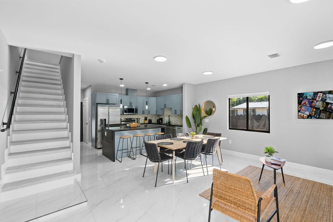 1784 Northwest 31st Street - Photo 6 of 24