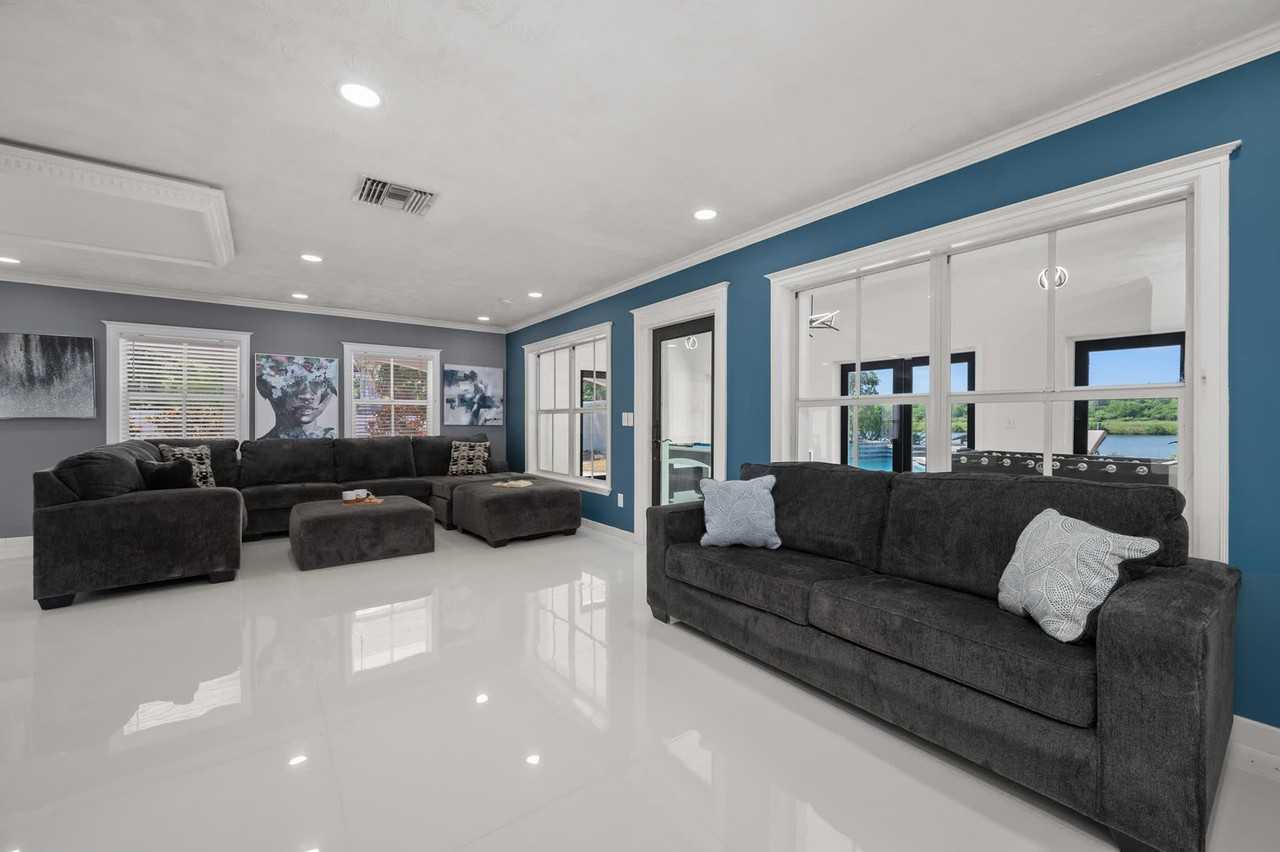 6710 Myrna Dr #1241872P - Photo 7 of 50