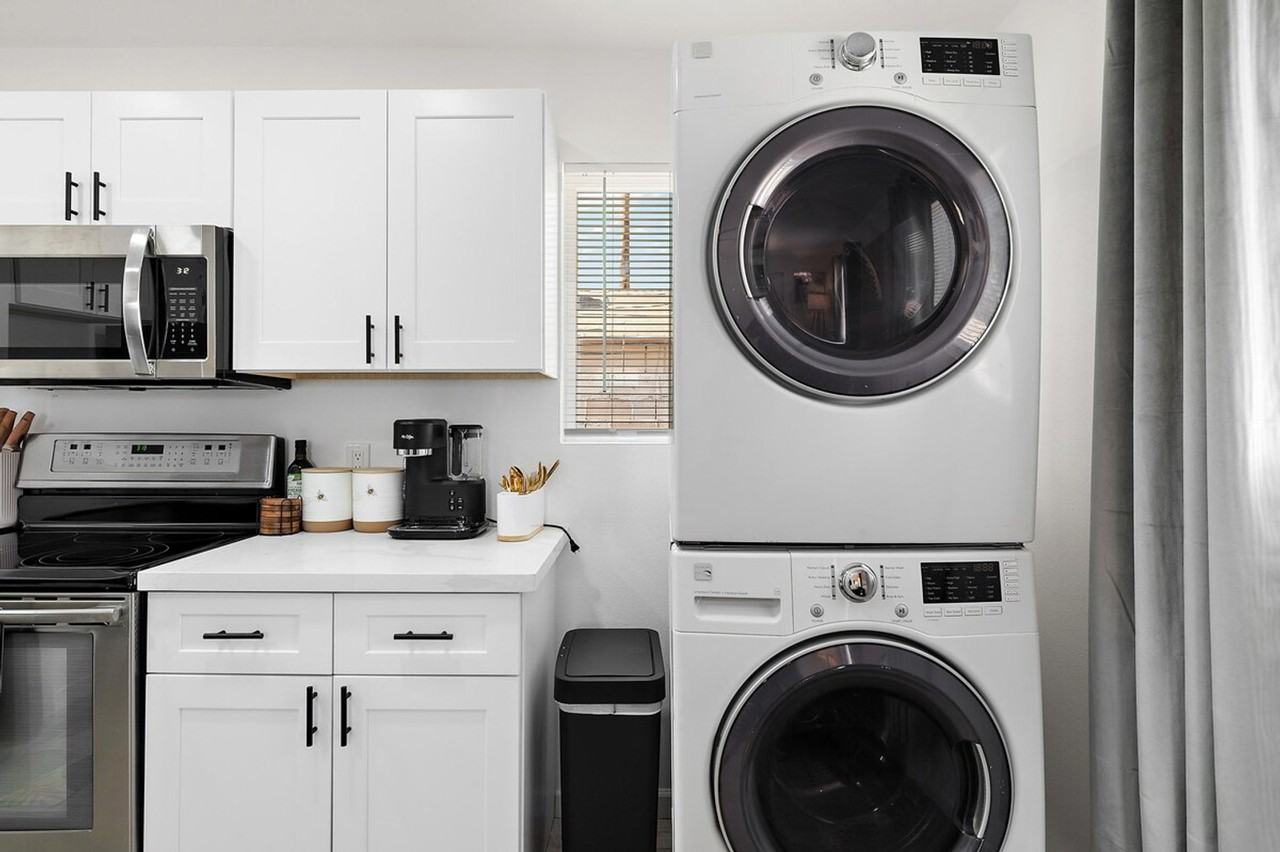 5233 North 23rd Avenue - Photo 6 of 41