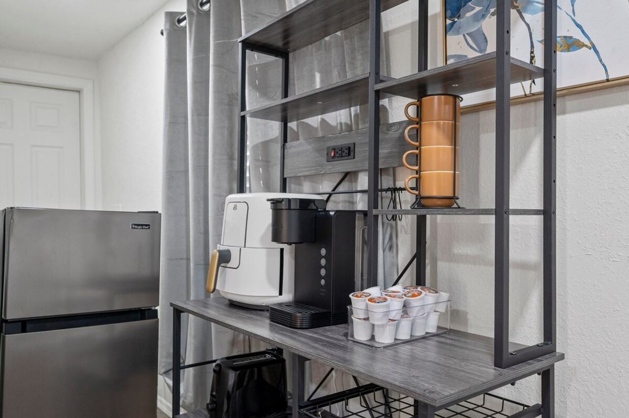 4030 W Lincoln St #1244343P - Photo 5 of 11