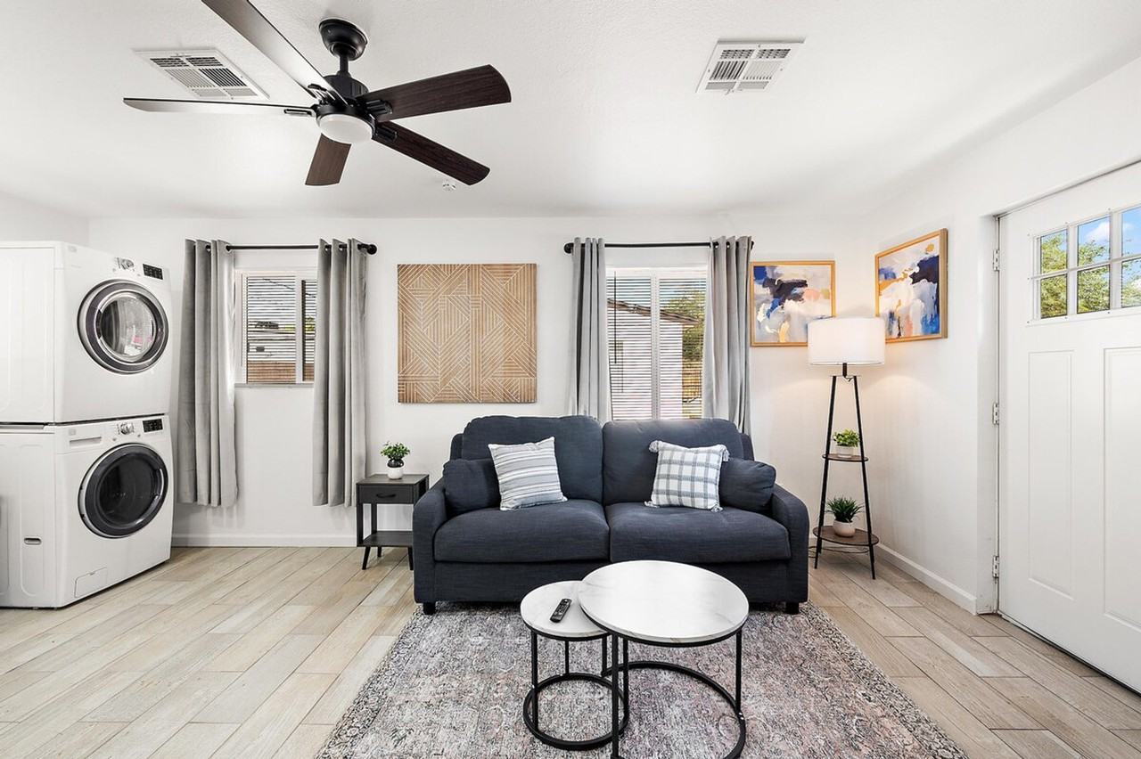 2223 W Georgia Ave #1244361P - Photo 2 of 19