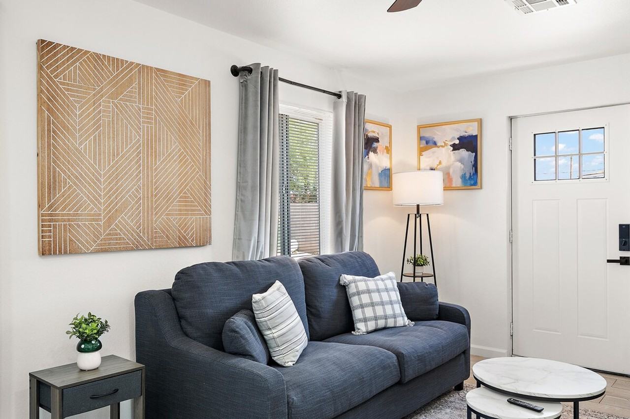 2223 W Georgia Ave #1244361P - Photo 3 of 19