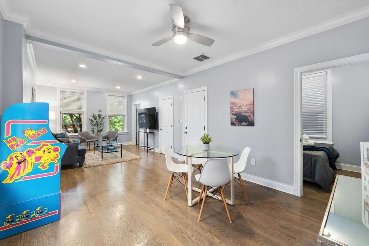 1408 West Ohio Street - Photo 6 of 29