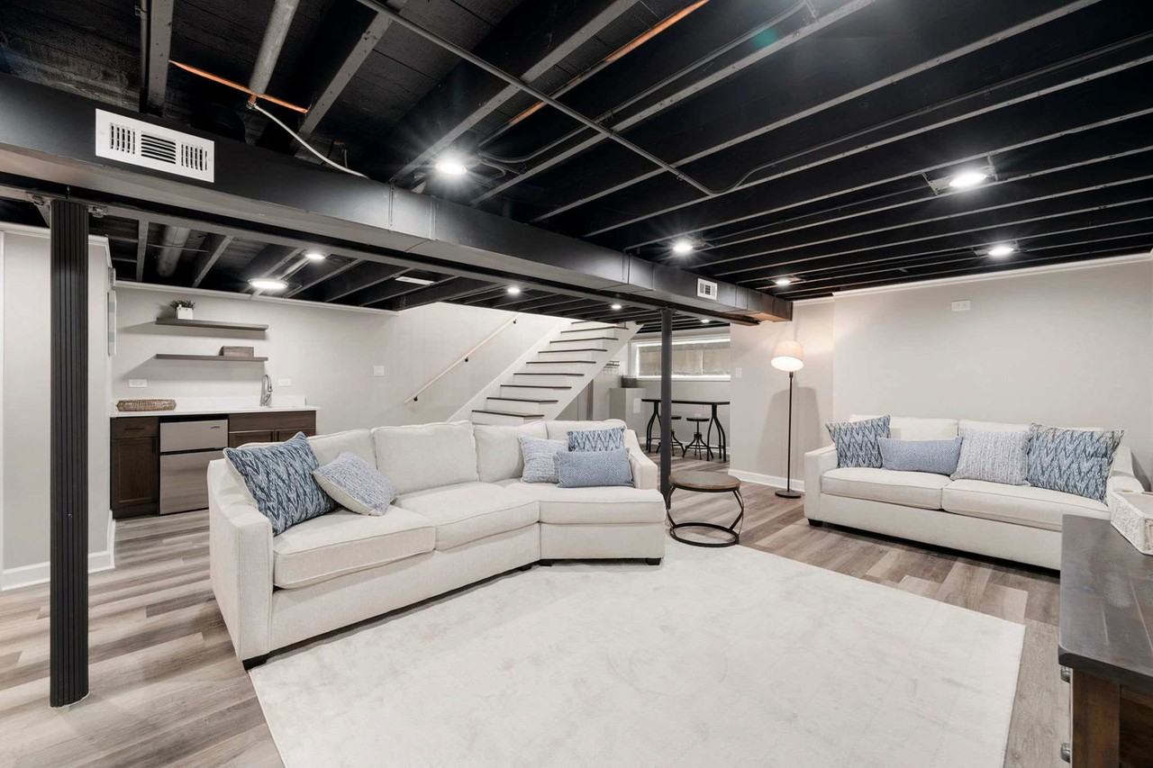 5641 W 64th St #1244925P - Photo 7 of 50