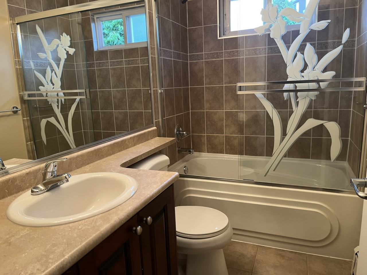 10365 174 St - Photo 3 of 13