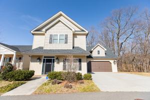 featured image of 613 Rotunda St