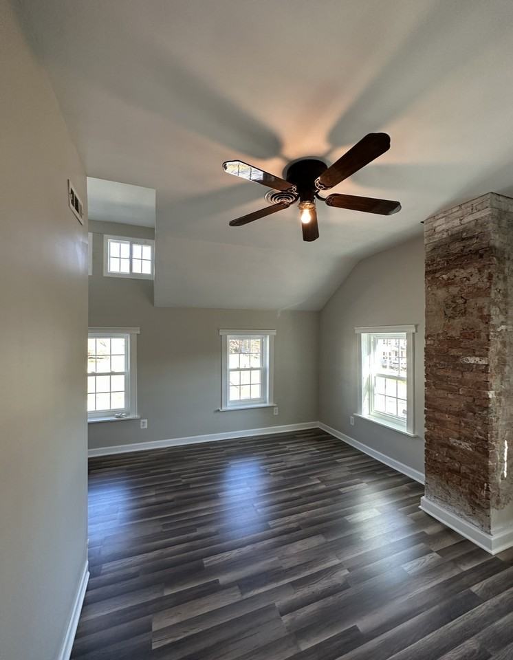 3428 Littlestown Pike - Photo 4 of 22