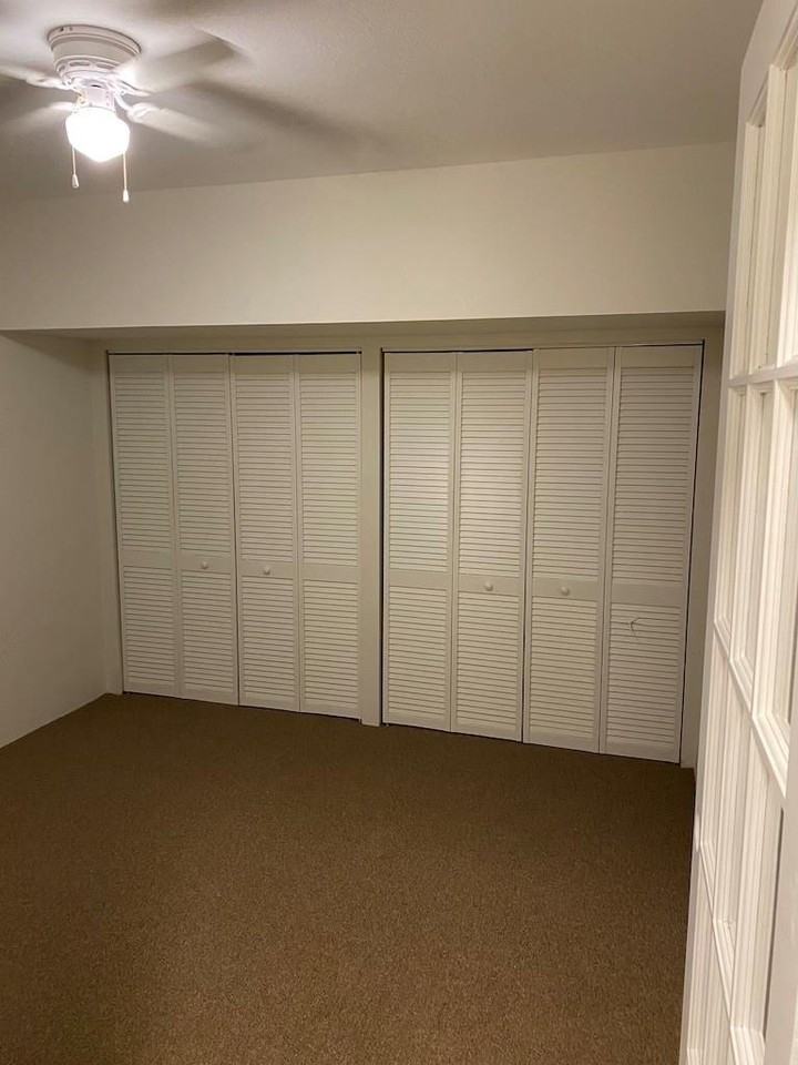 4810 Grapevine Way - Photo 2 of 31