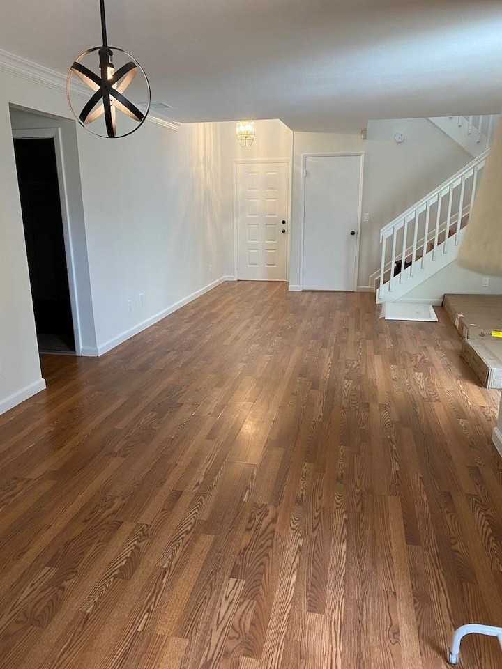 4810 Grapevine Way - Photo 3 of 31