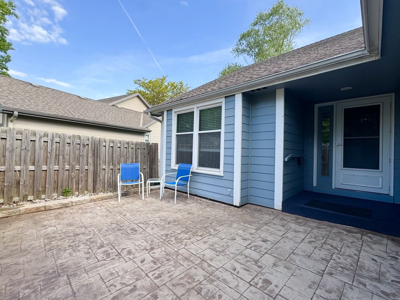 5308 Northwest 85 Street - Photo 2 of 28