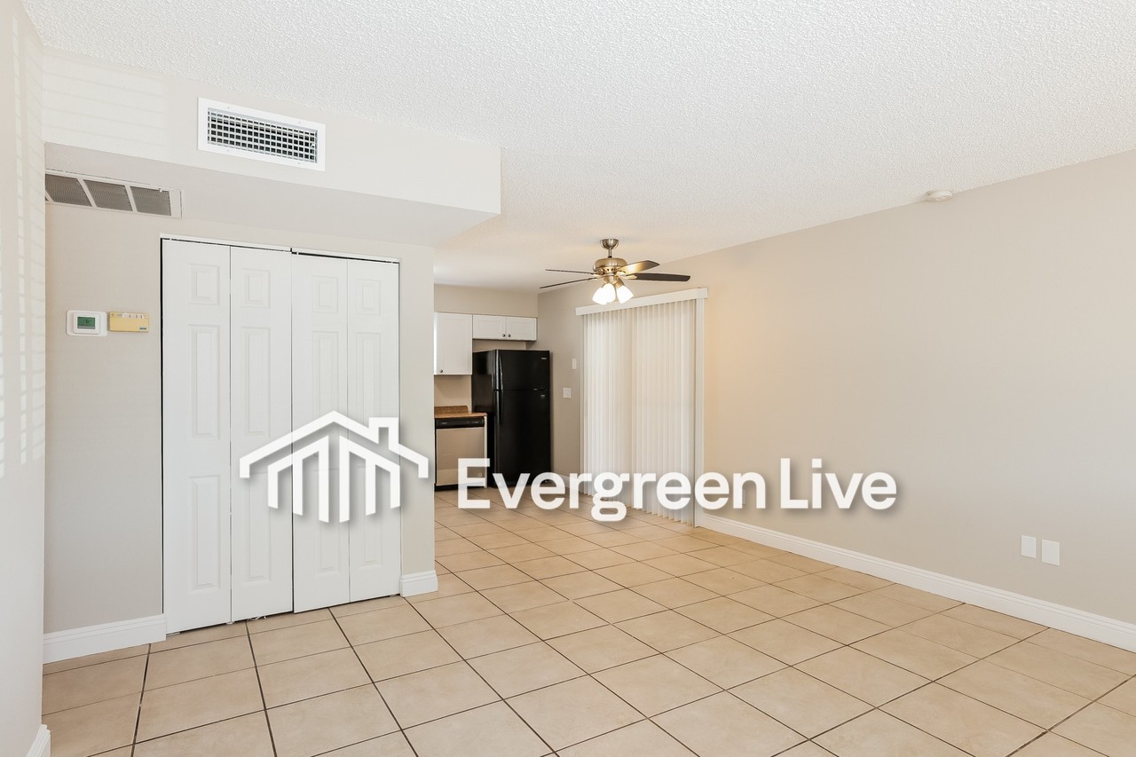 4530 W Sunnyslope Ln - Photo 3 of 15