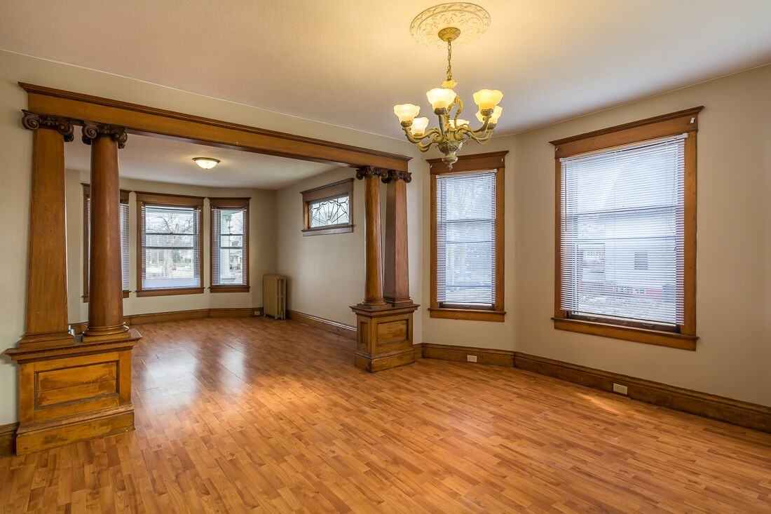 1032 13th Ave - Photo 3 of 10