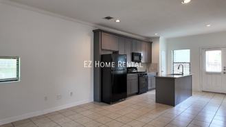 8710 Knox St - Photo 1 of 1