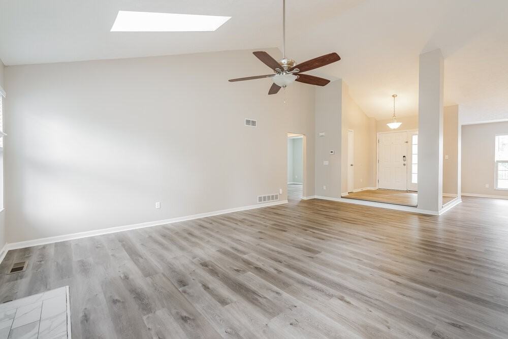 1787 Convair Dr - Photo 6 of 16