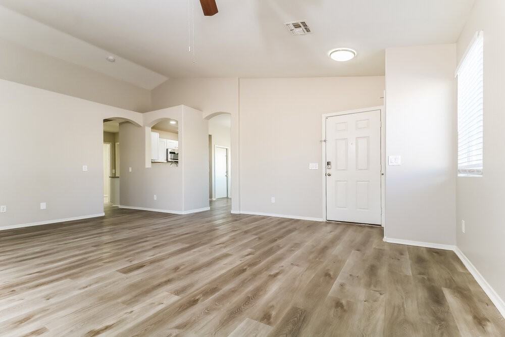 16196 W Mesquite Dr - Photo 5 of 16