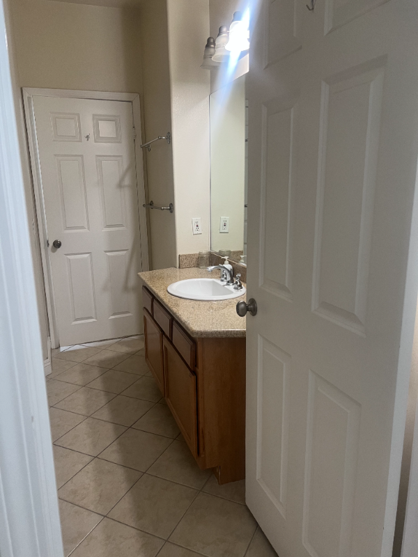 452 W Duarte Rd #D - Photo 3 of 5