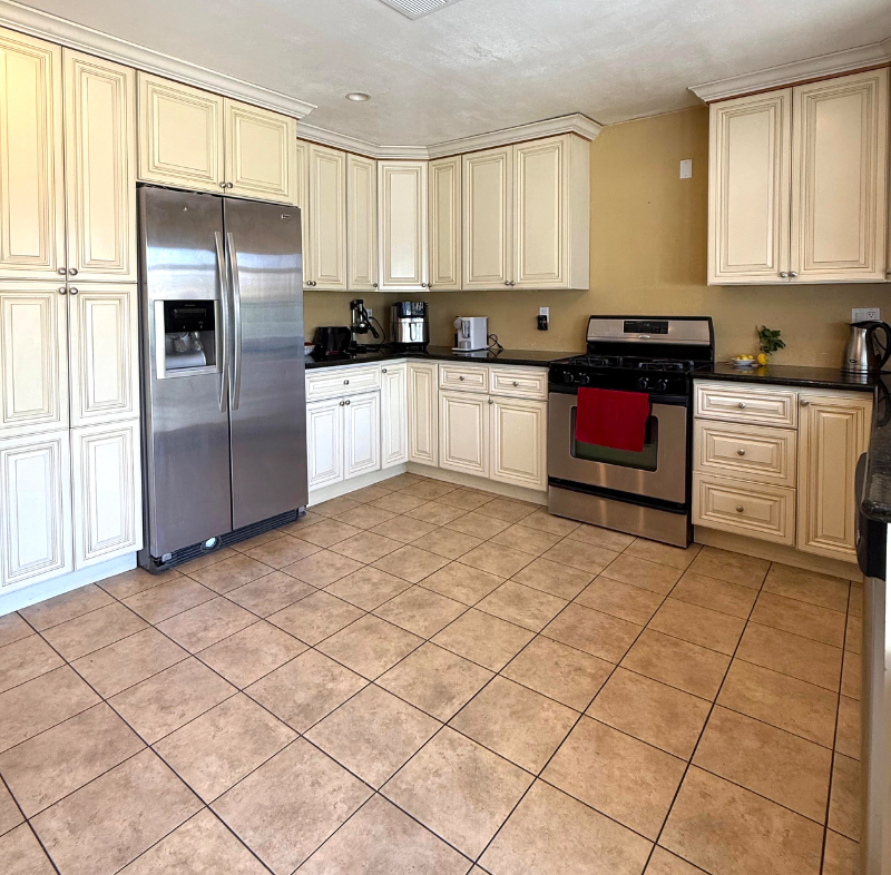 341 Avenida Pinos - Photo 2 of 18