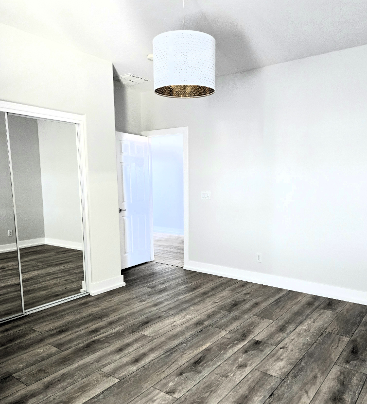 2320 W Forest Pleasant Pl - Photo 3 of 11