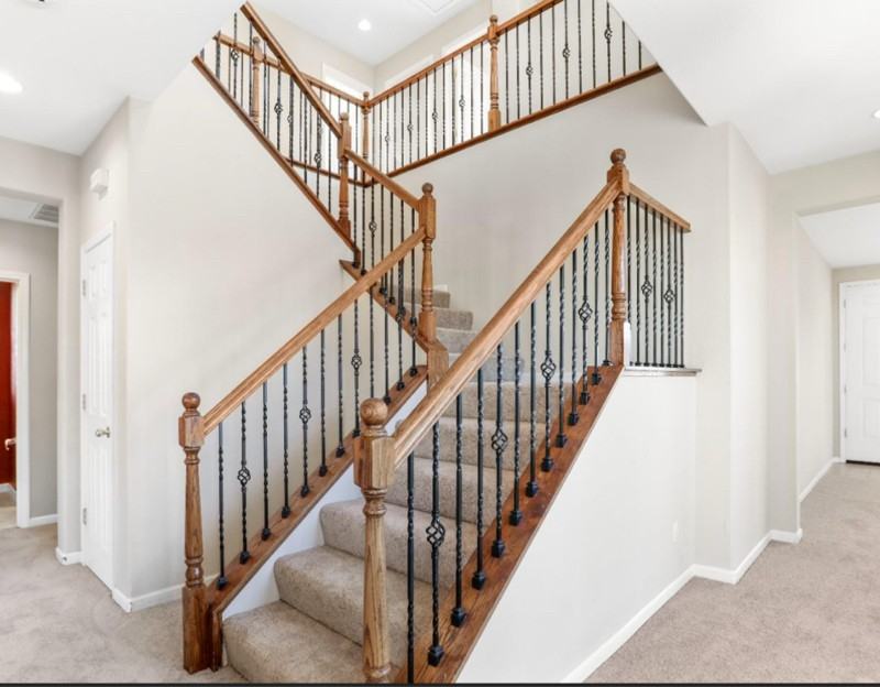 2809 Jackson Ave - Photo 2 of 8