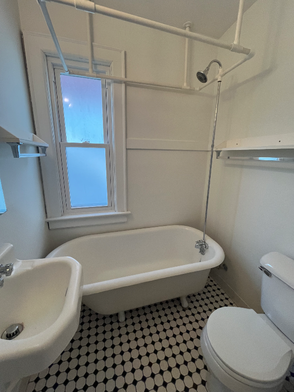 3040 N Fratney St - Photo 3 of 13