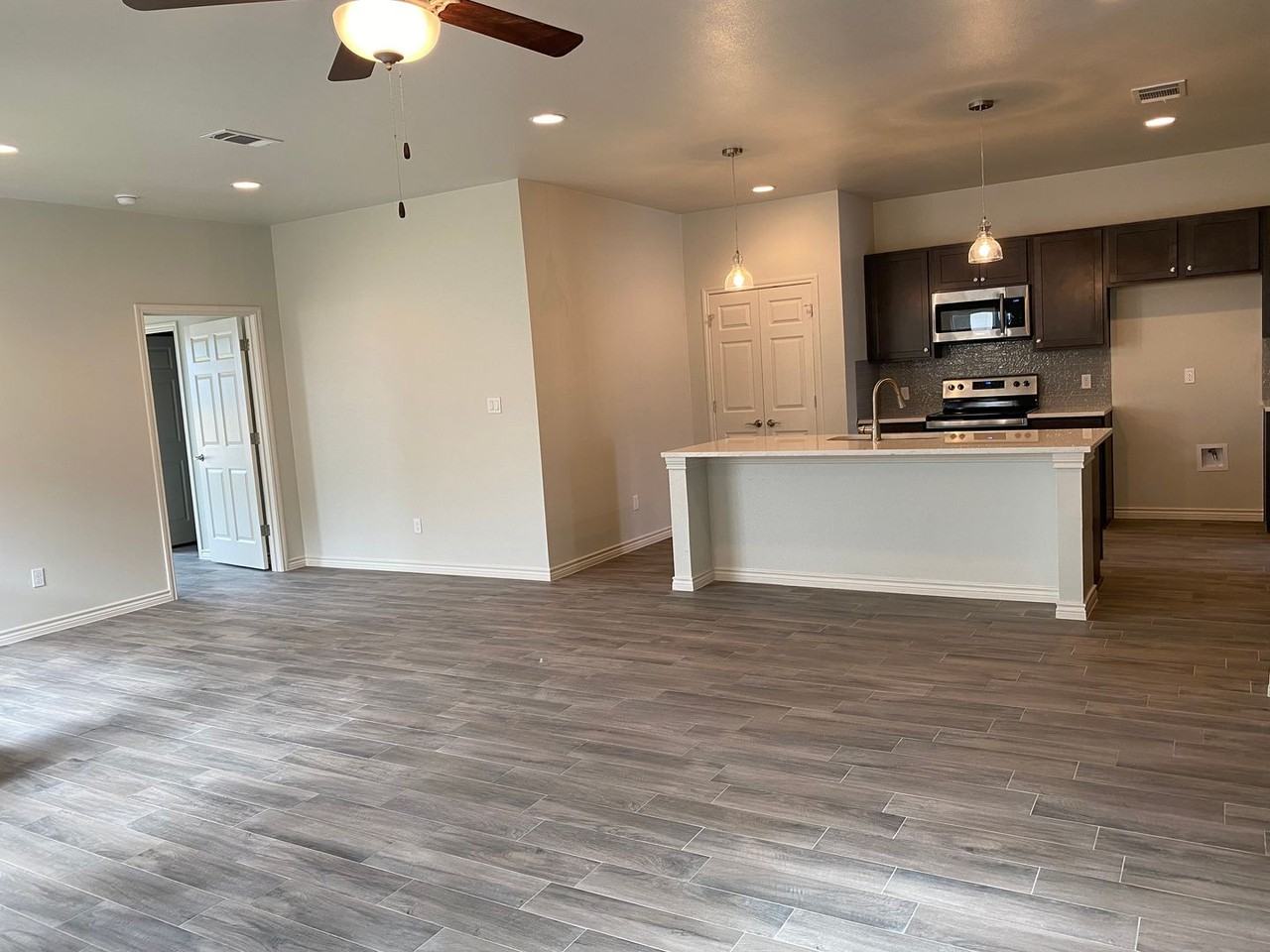 525 County Road 306 - Photo 5 of 19