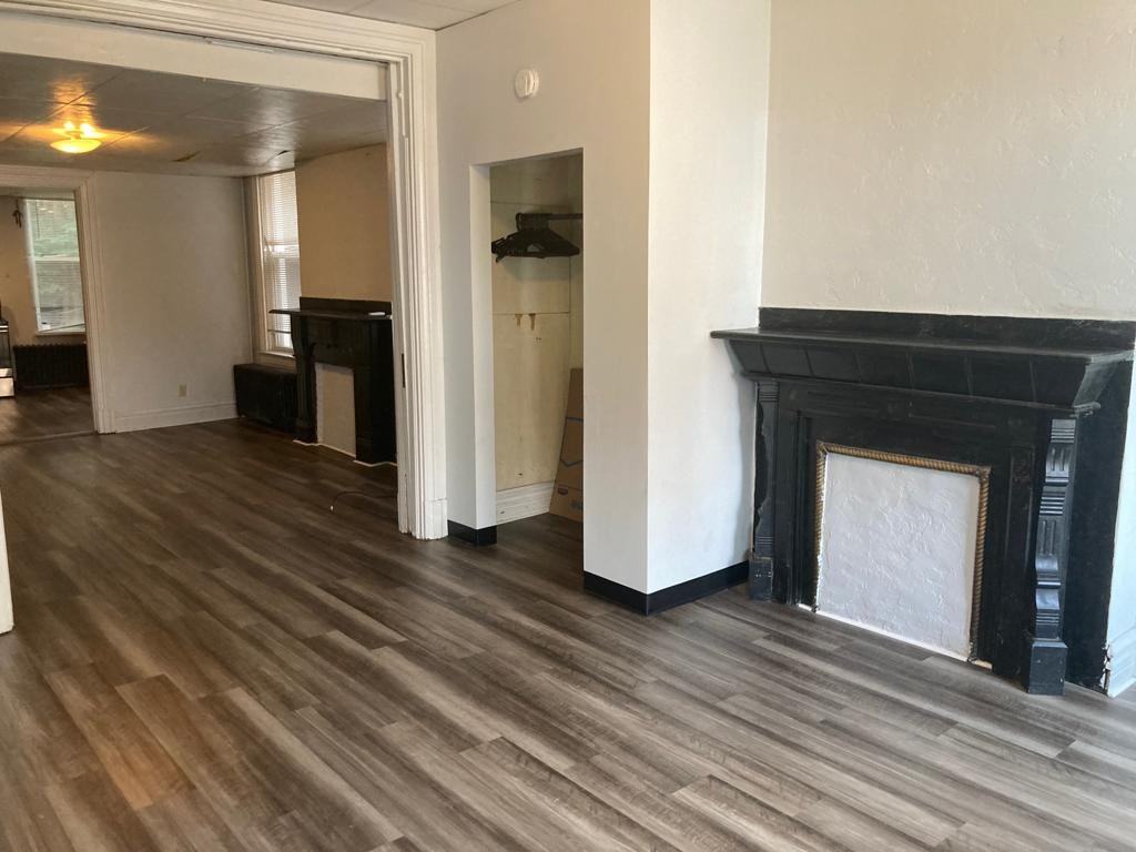 3209 Niagara Street #1 - Photo 4 of 9