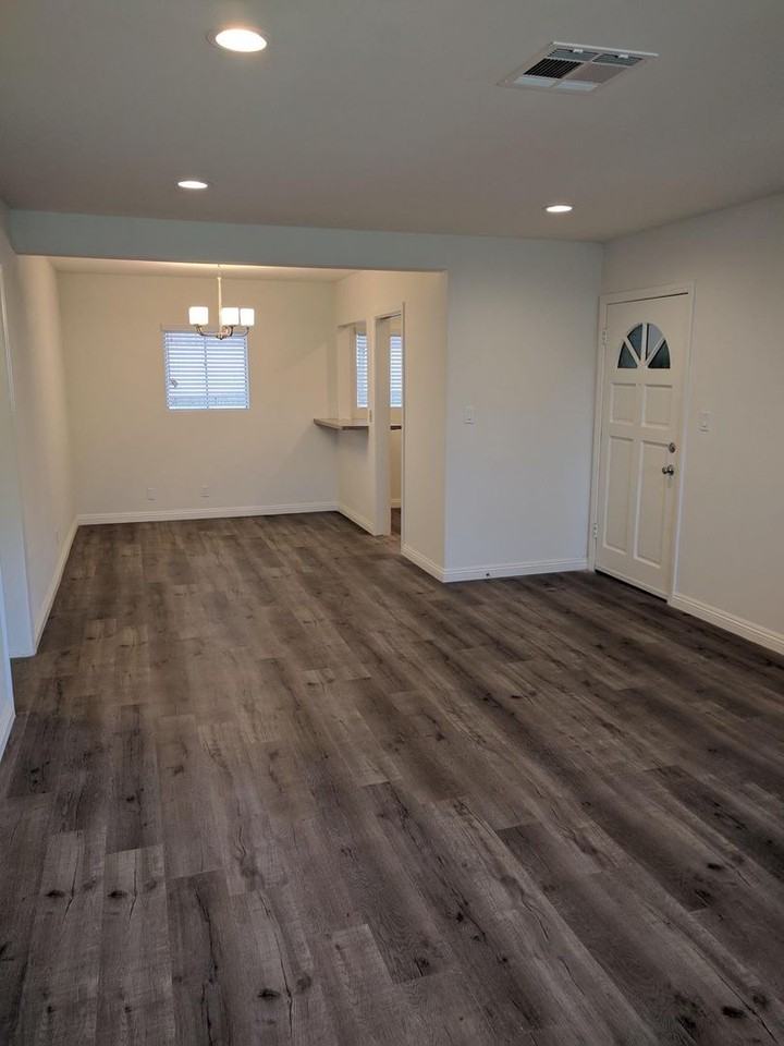 MOORPARK - Photo 2 of 16