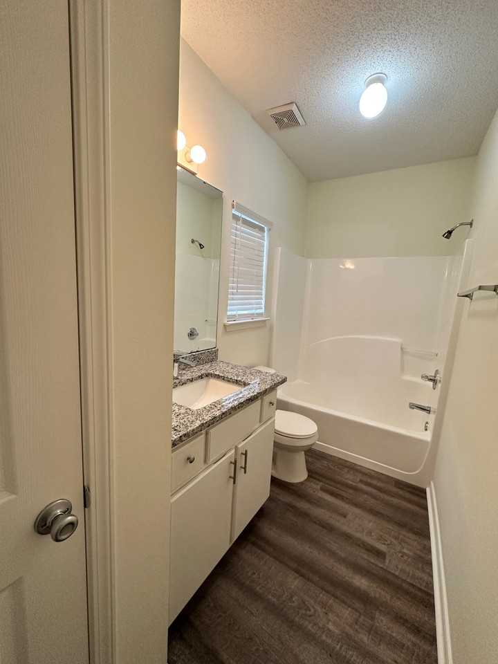 160 Jacksons Run #E1