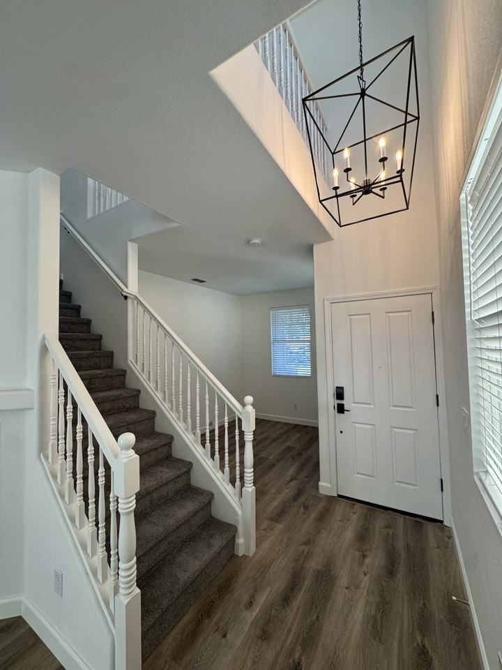 221 4th St #NA - Photo 2 of 22