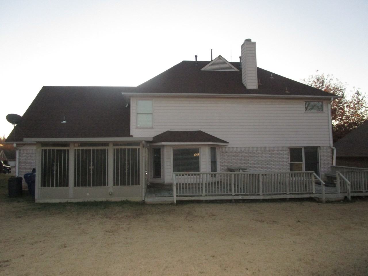 7470 Cordova Club Dr E - Photo 2 of 3