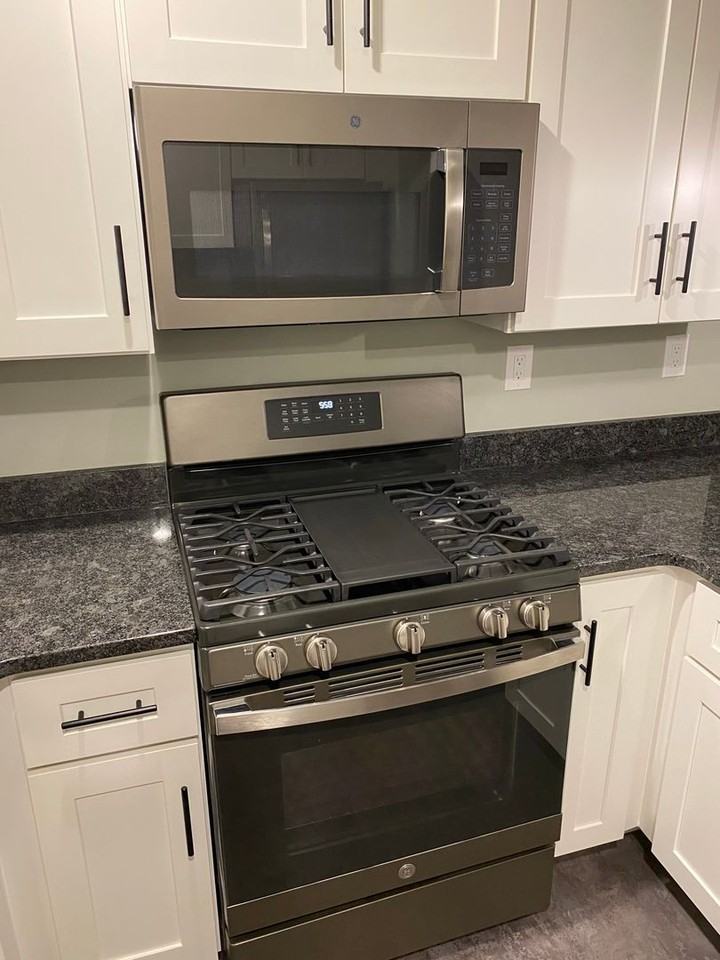 875 Houseman #1-12 - Photo 6 of 50