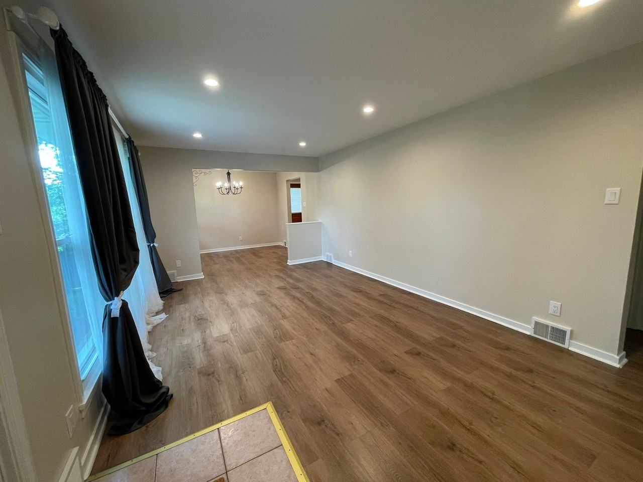 180 Montclair Ave - Photo 5 of 24