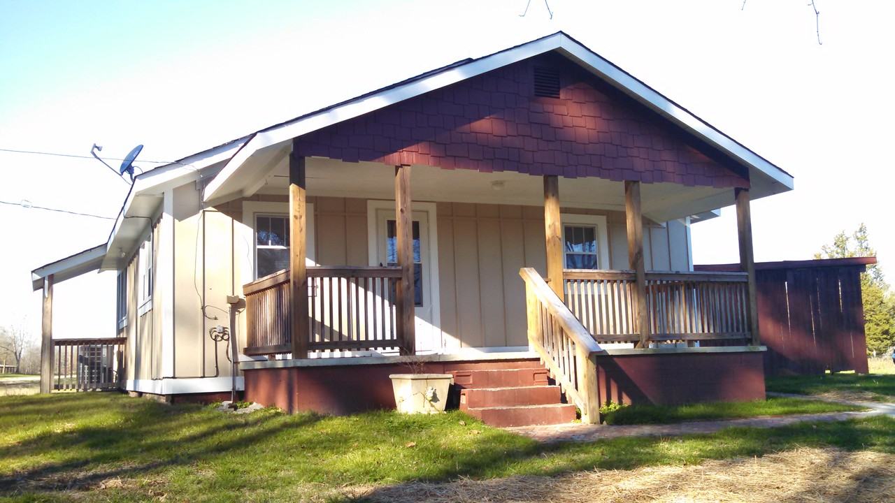 290 Hankins Rd - Photo 2 of 43